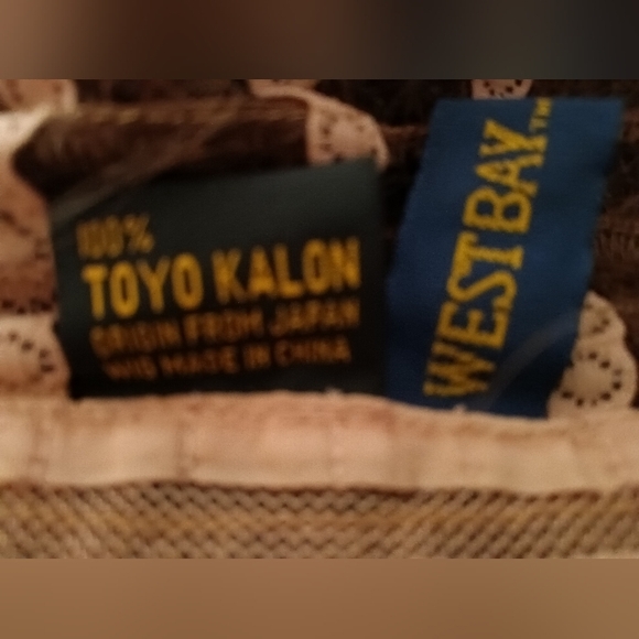 West Bay Chestnut Red Layered Wig with Side Bangs - Picture 4 of 4